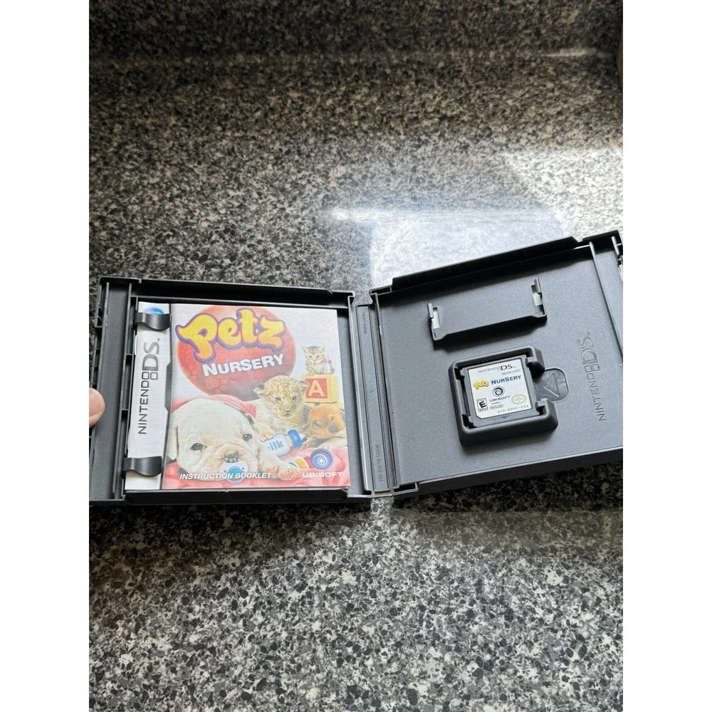 Nintendo DS Game Petz‎ Nursery (Nintendo DS, 2009) With Book
